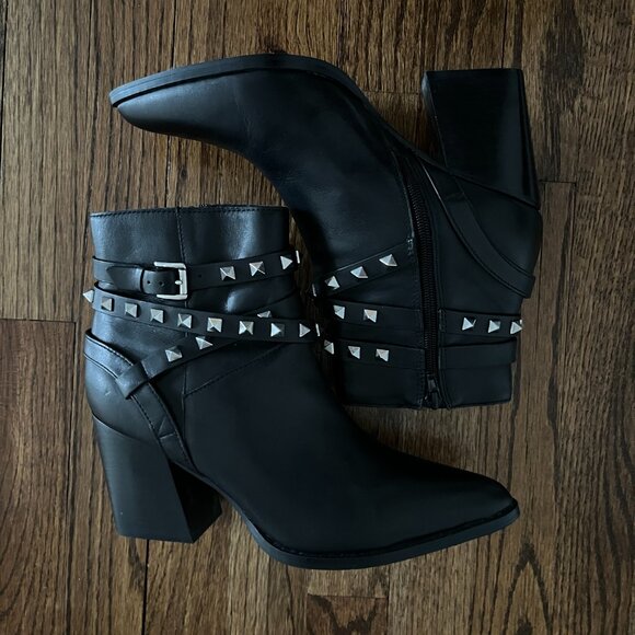 Steve Madden Black Leather Silver Studded Pointed Toe Cala Boots Size 9.5 - Picture 5 of 8